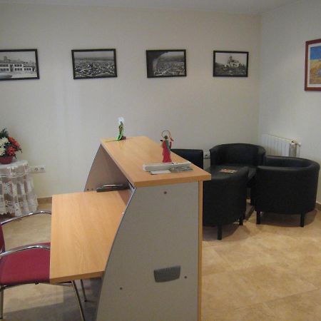 Hostal Alfajarin El Burgo de Ebro 外观 照片